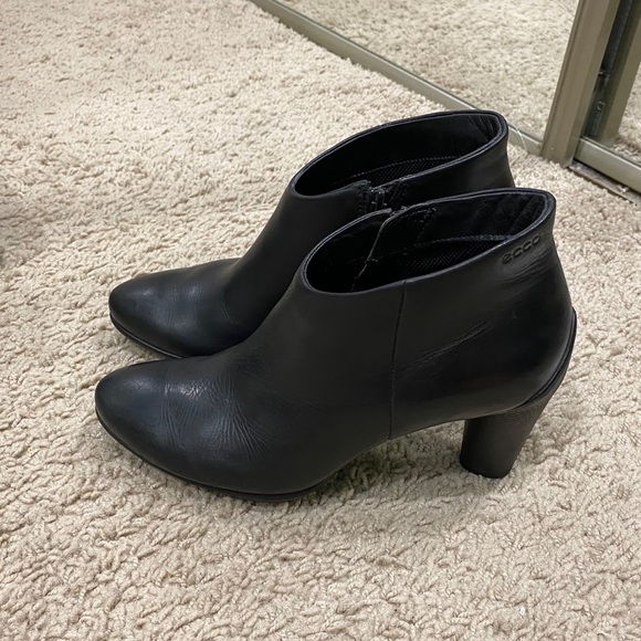 ecco high heel shoes